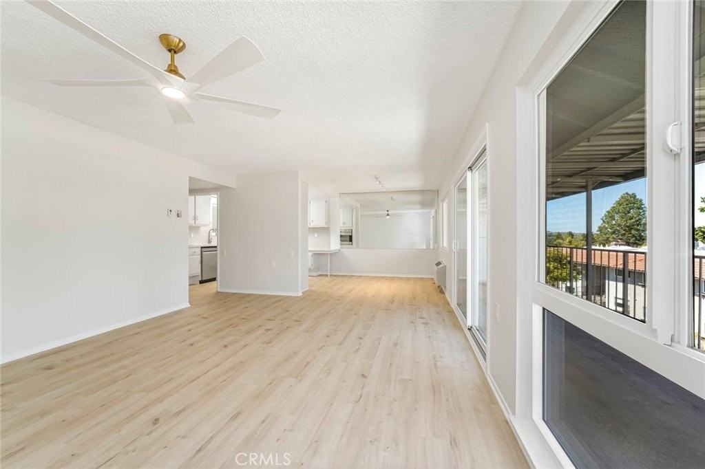 2293 Via Puerta #O - Photo 7 of 28
