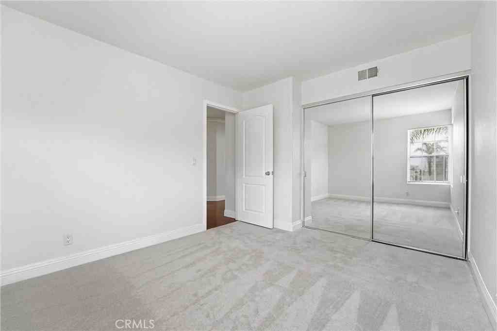 23302 Vista Carillo - Photo 6 of 46