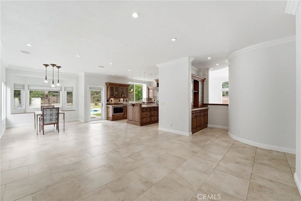 23302 Vista Carillo - Photo 7 of 46