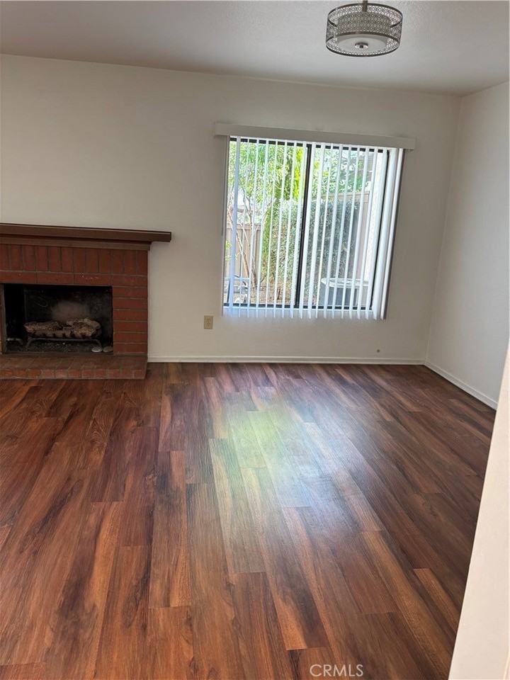 2412 Ramada Plz - Photo 3 of 12