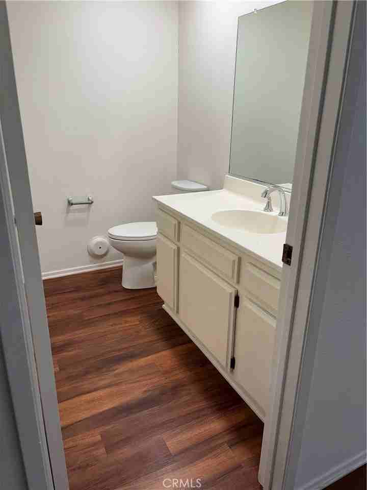 2412 Ramada Plz - Photo 7 of 12