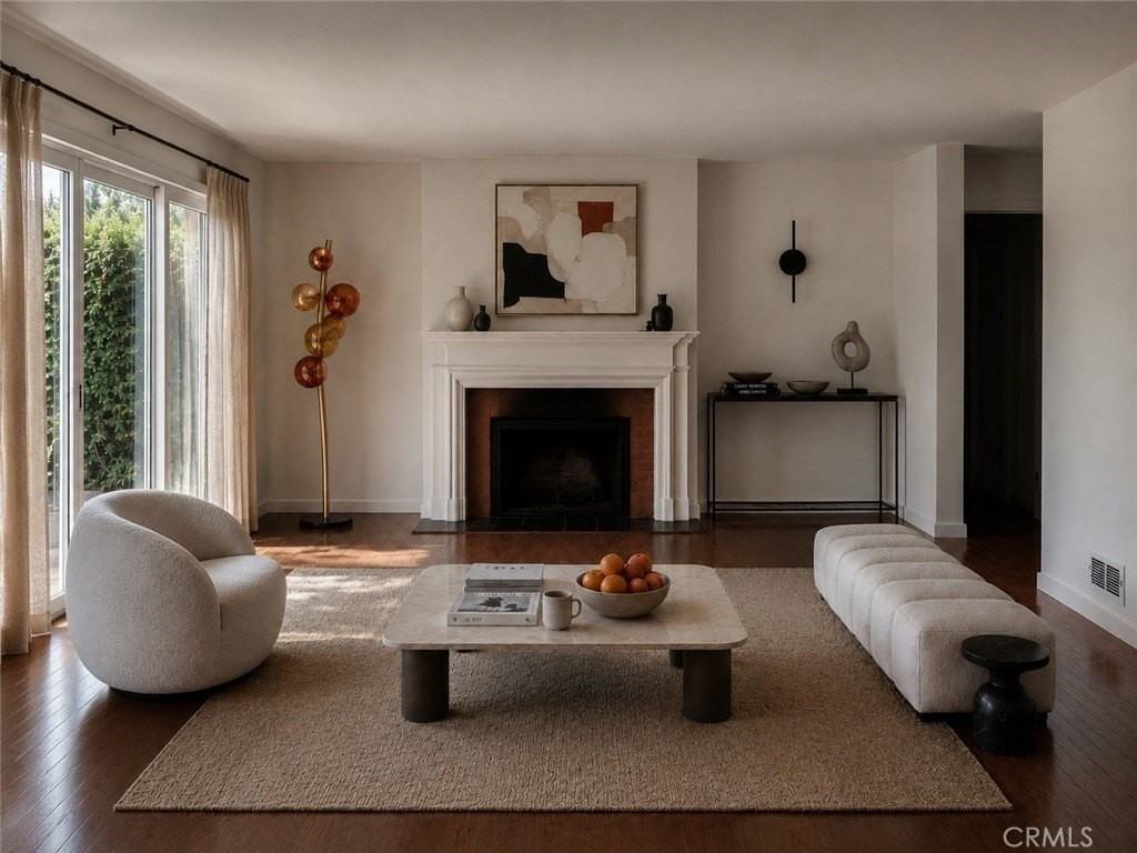 1005 Stradella Rd - Photo 4 of 5