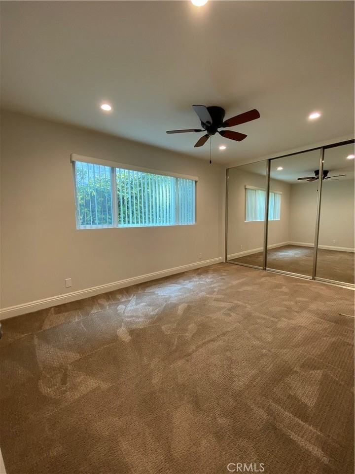 665 W 34th St #7 - Photo 5 of 13