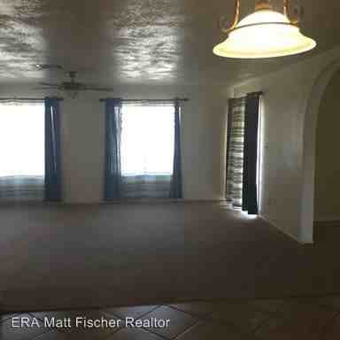 11428 E 26th Pl - Photo 3 of 10