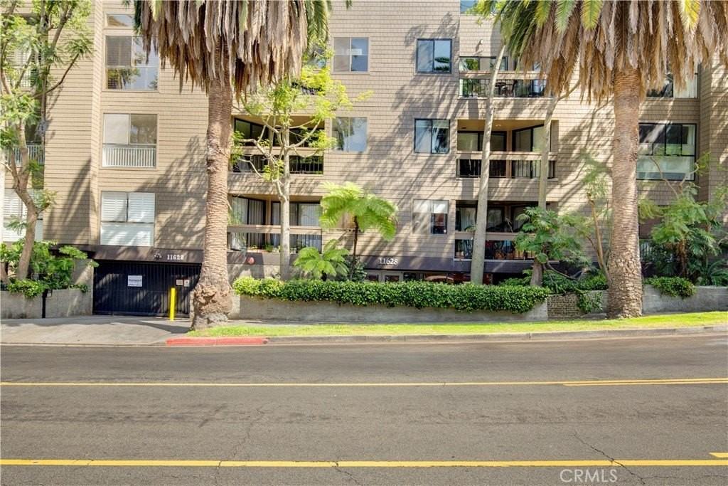 11628 Montana Ave #207 - Photo 2 of 34