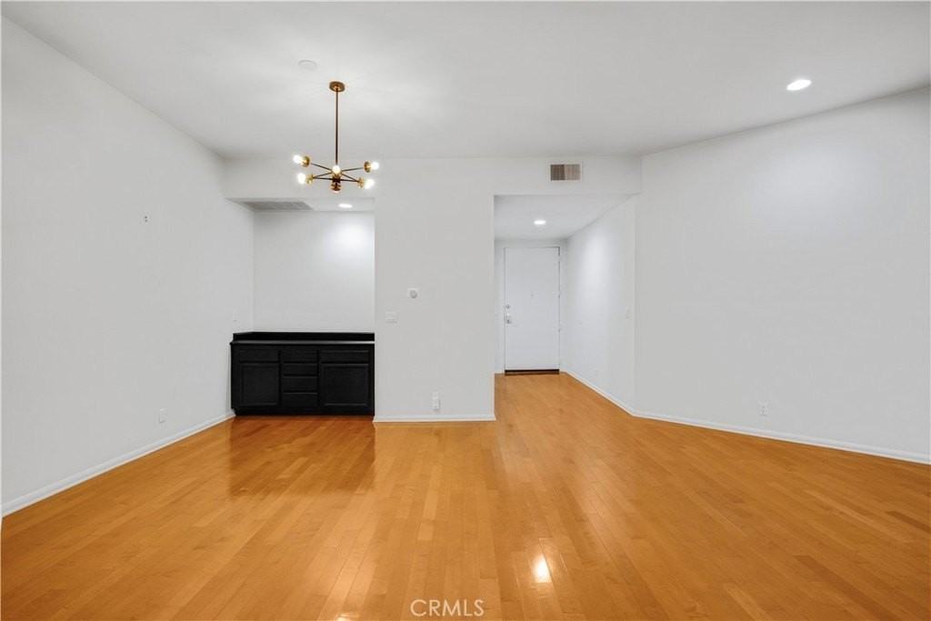 11628 Montana Ave #207 - Photo 6 of 34