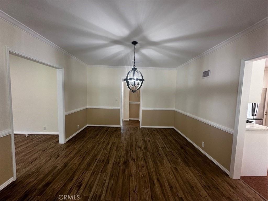 2151 N Altadena Dr - Photo 5 of 27