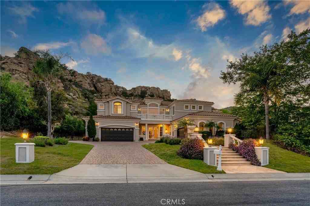 11725 Cochise Pl - Photo 2 of 15