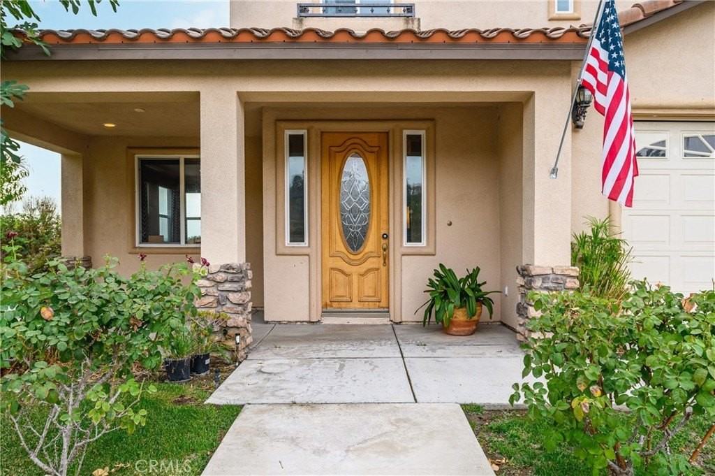 1688 Crest View Pl - Photo 3 of 50