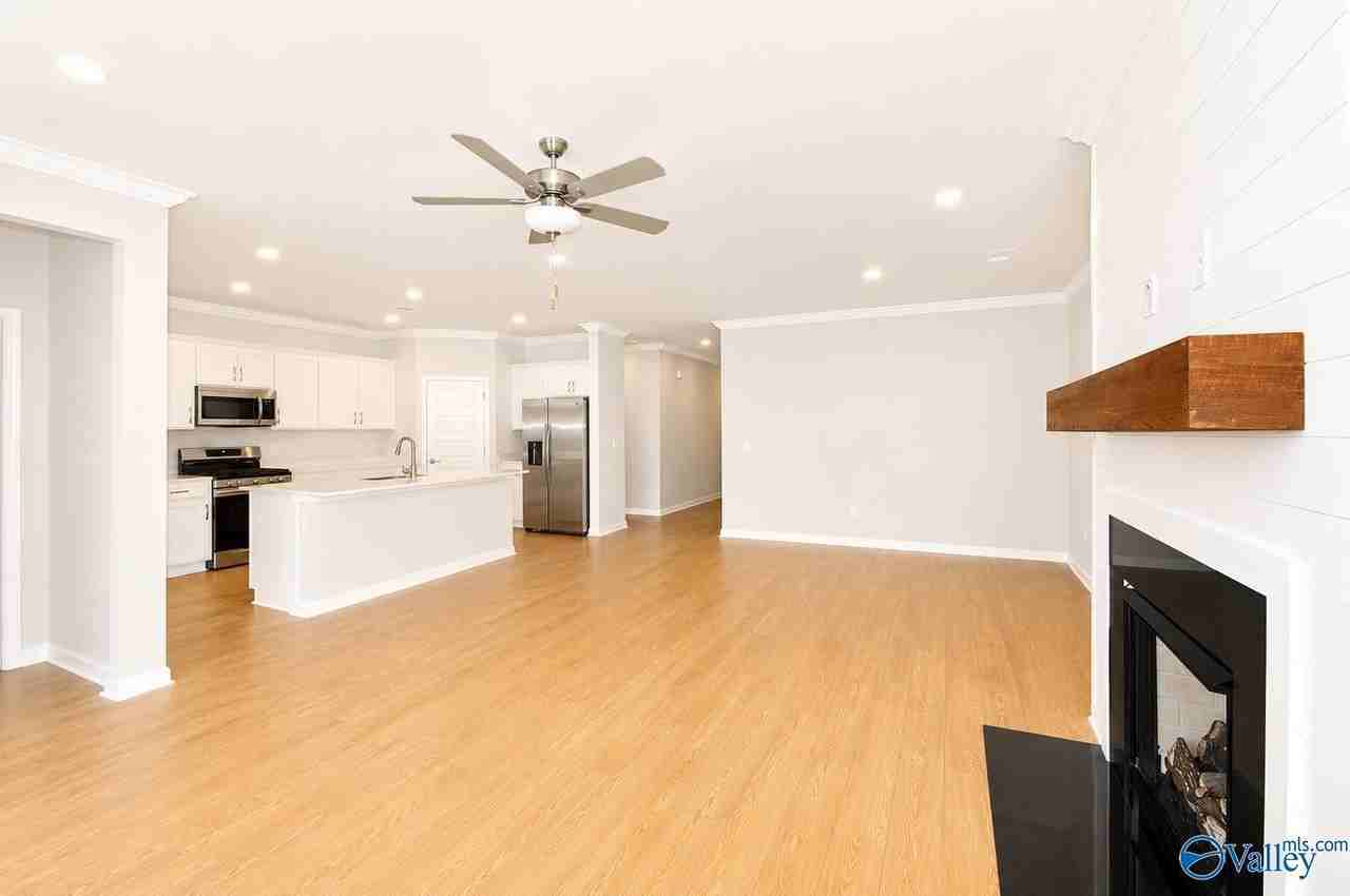 7110 Hampton Mill Dr Se - Photo 3 of 46