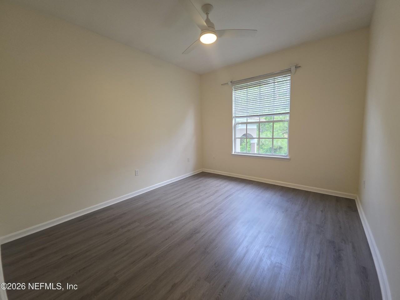 10550 Baymeadows Rd #829 - Photo 4 of 15