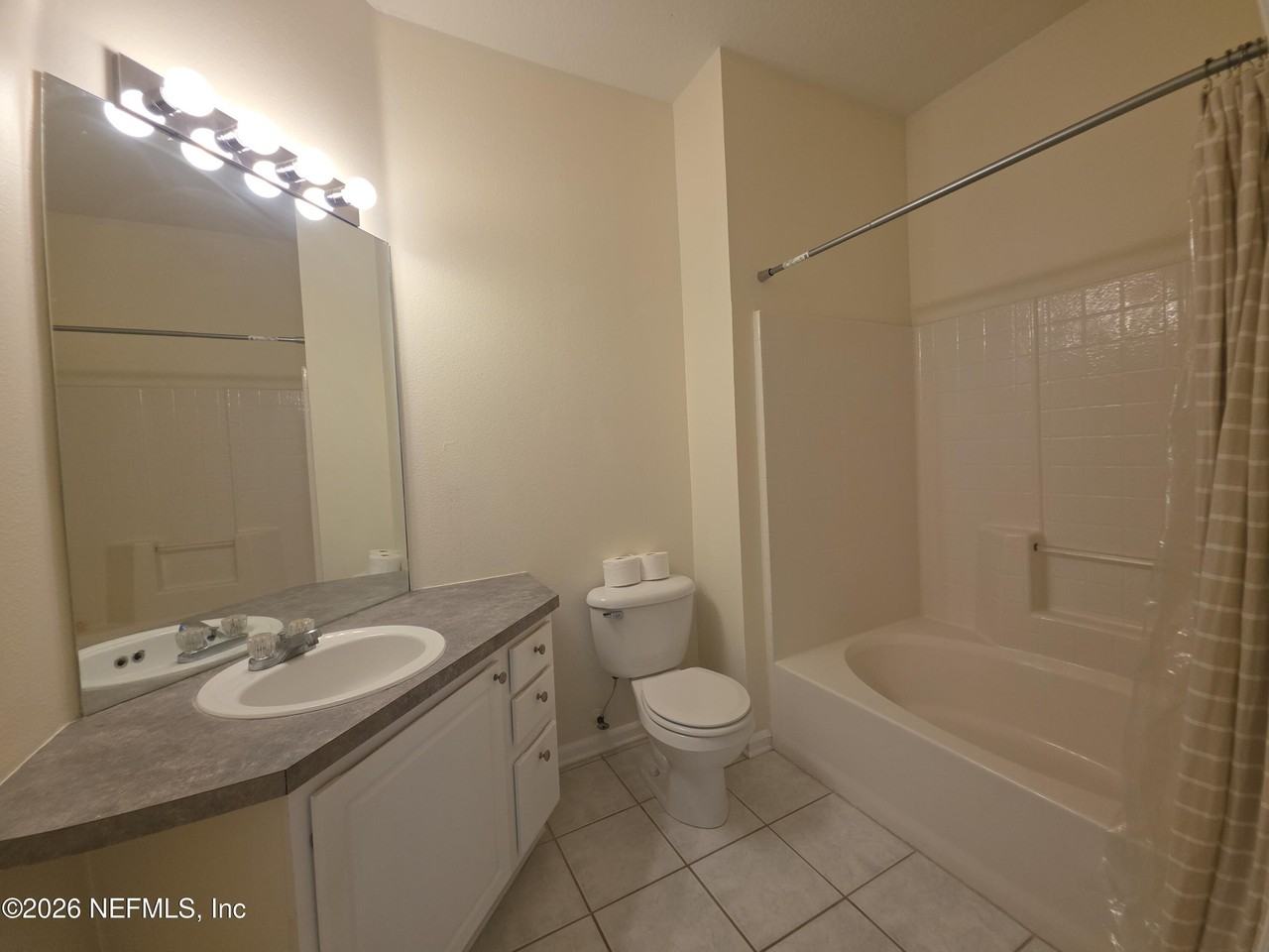 10550 Baymeadows Rd #829 - Photo 5 of 15
