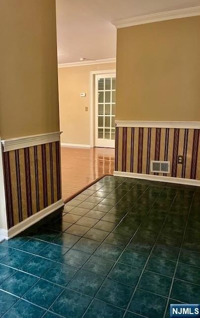 151 Indian Hollow Ct #151 - Photo 2 of 25