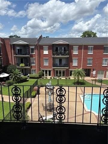 801 Rue Burgundy #319 - Photo 4 of 23