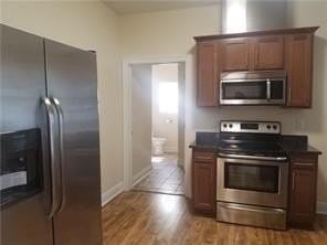 614 N Woodlawn Ave - Photo 6 of 15
