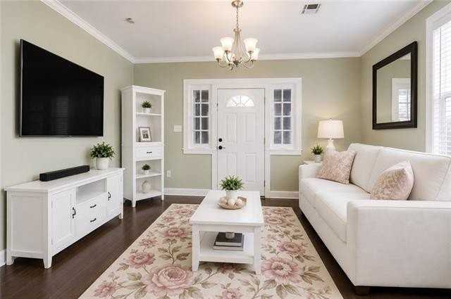 6036 Louisville St - Photo 4 of 6