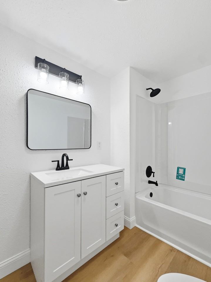 2124 Bernice Ave #1 - Photo 3 of 15