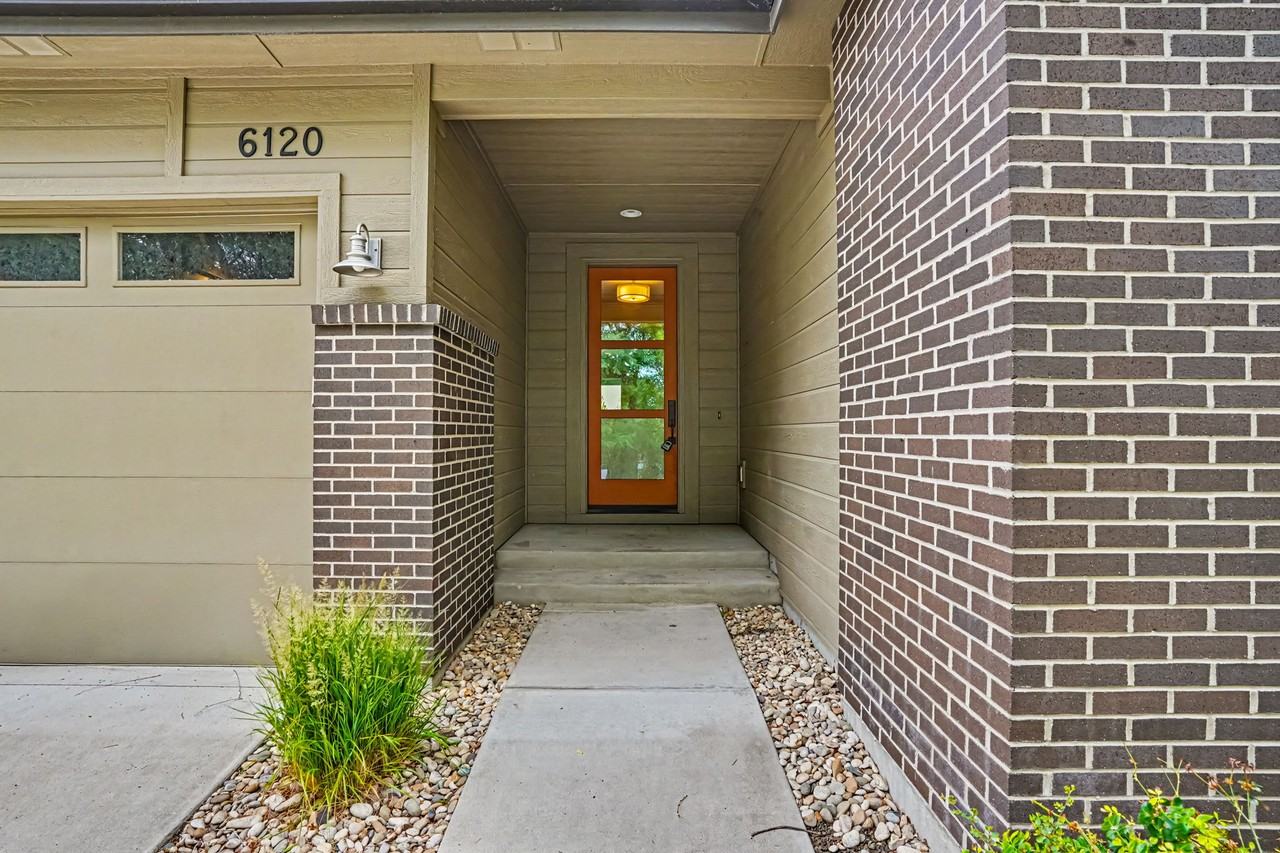 6120 N Hacienda Ave #1 - Photo 2 of 31