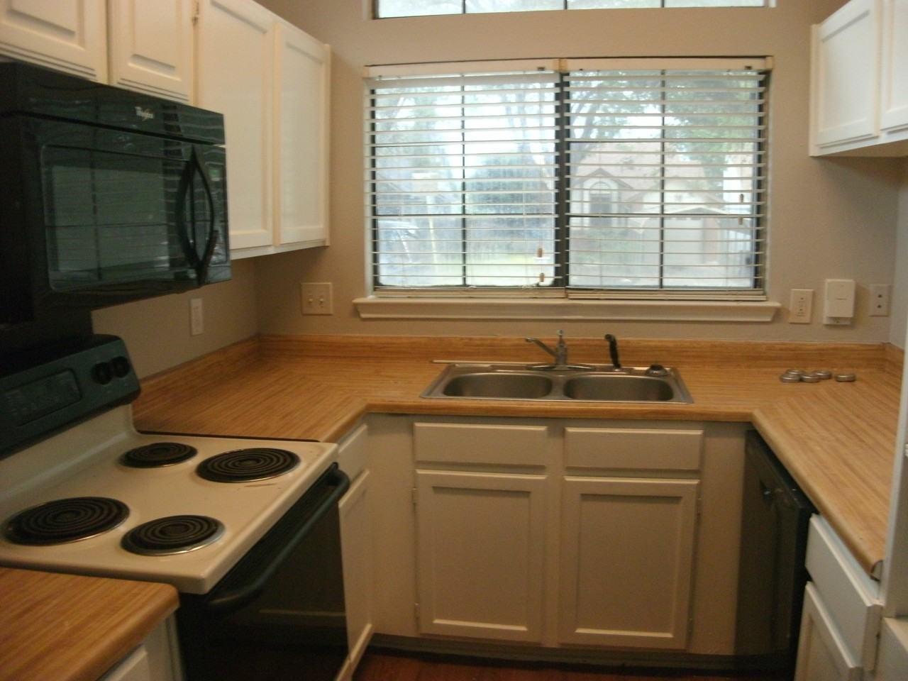 4107 Sunrise Point Dr #1 - Photo 2 of 6