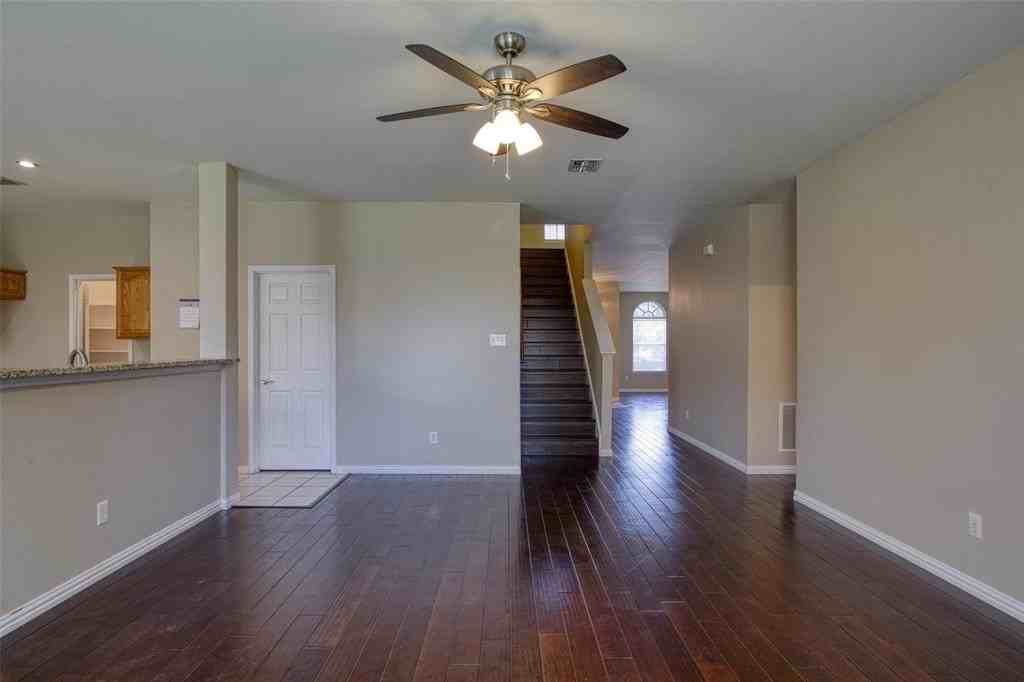 3408 Paradise Valley Dr - Photo 4 of 21