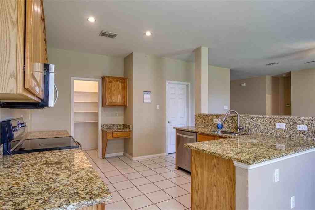 3408 Paradise Valley Dr - Photo 6 of 21