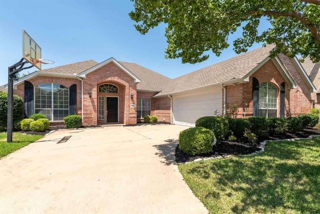 704 Glendale Dr - Photo 4 of 37