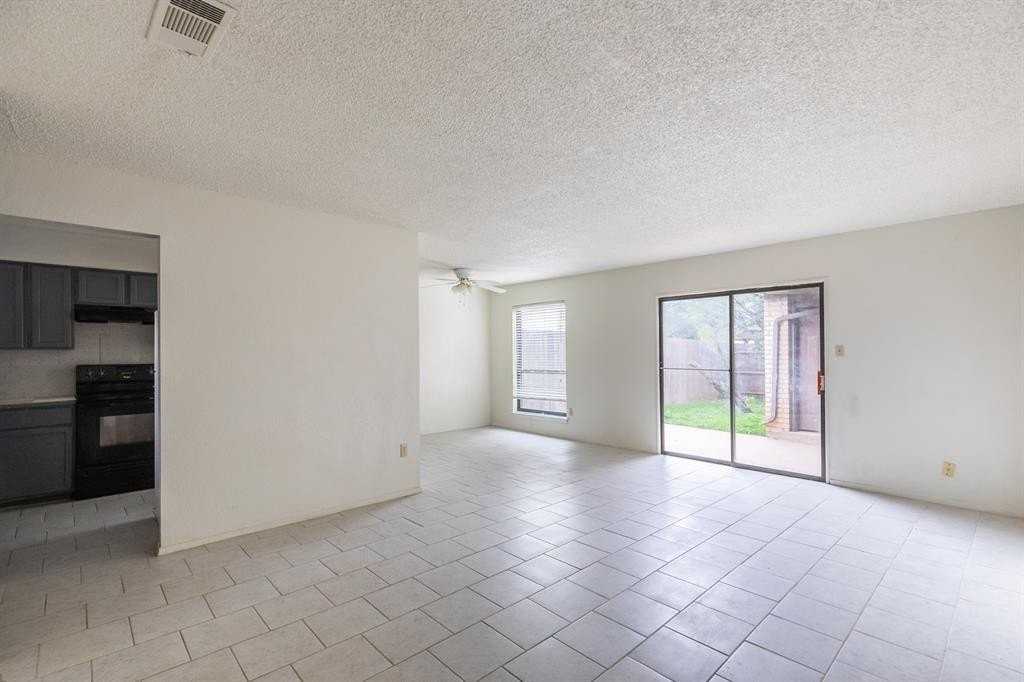 4925 Greenslope Dr #C - Photo 4 of 33