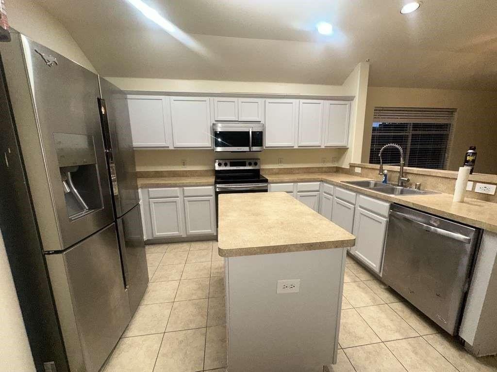 3608 Cottonwood Rd - Photo 5 of 20