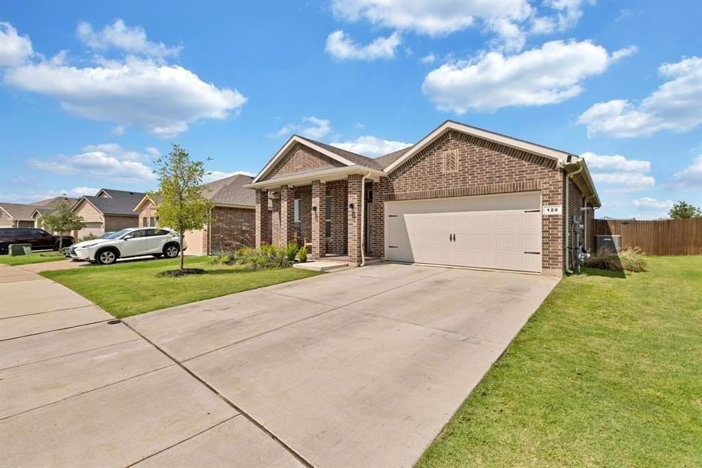 120 Tanager Dr - Photo 2 of 32