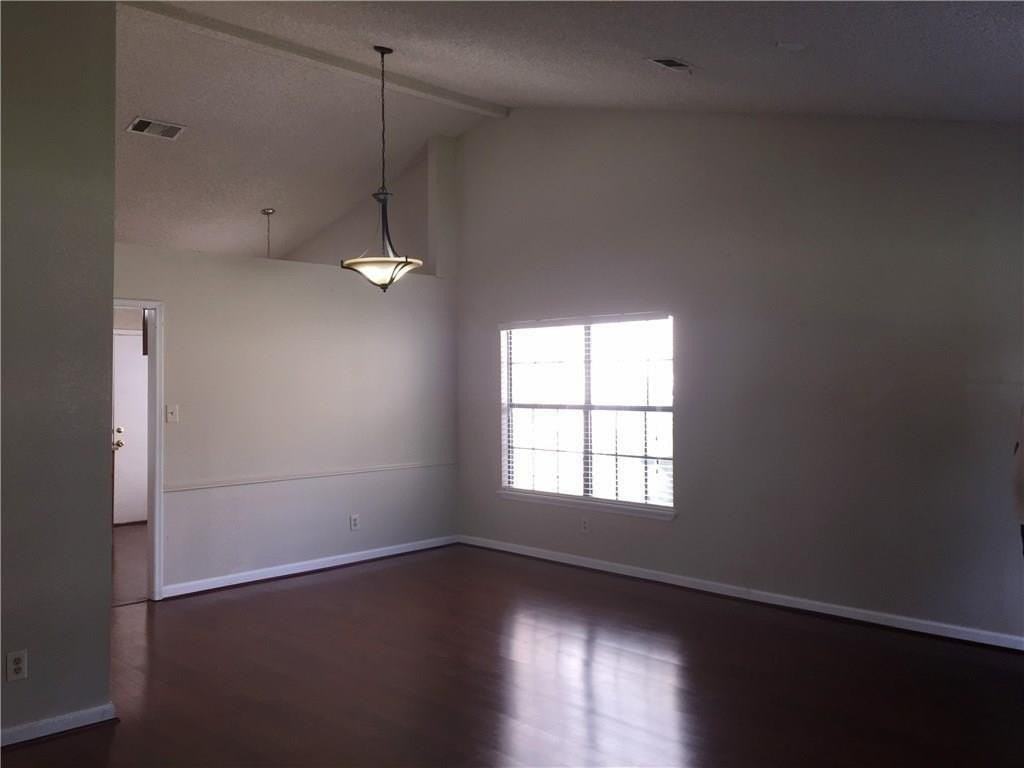 4513 Keys Dr - Photo 3 of 18