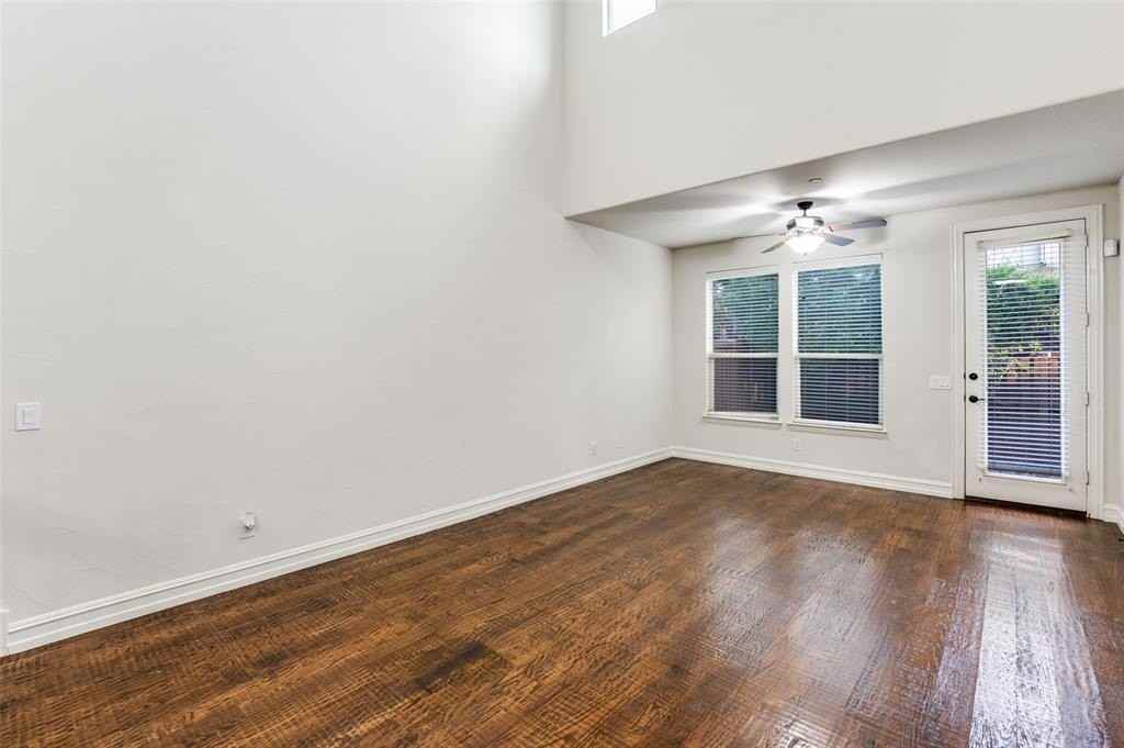 4828 Durham Dr - Photo 5 of 30
