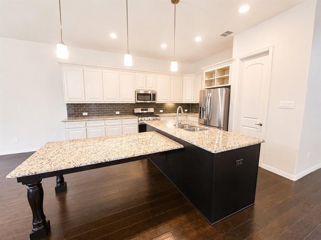 1033 Lone Ivory Trl - Photo 6 of 27