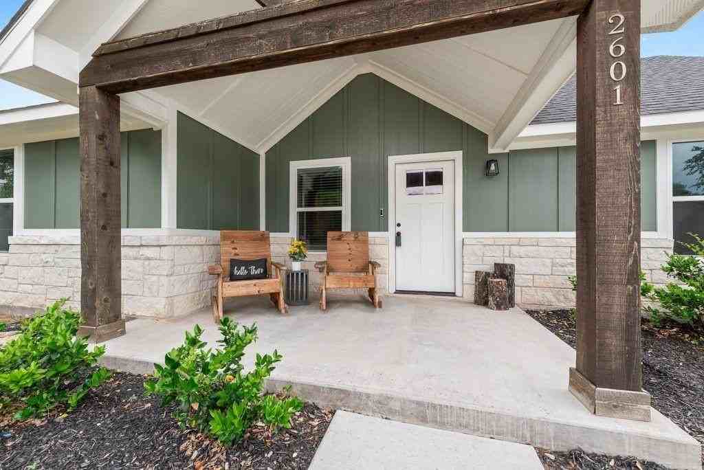 2601 Houston Ct - Photo 6 of 35
