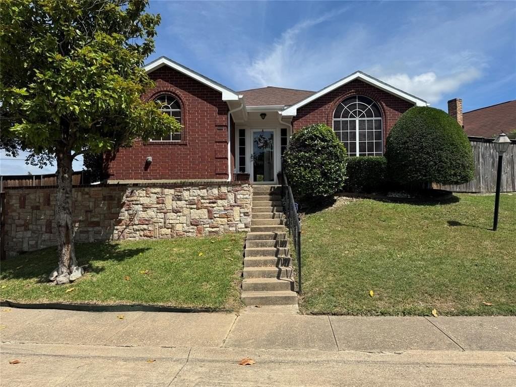 100 Streamside Dr