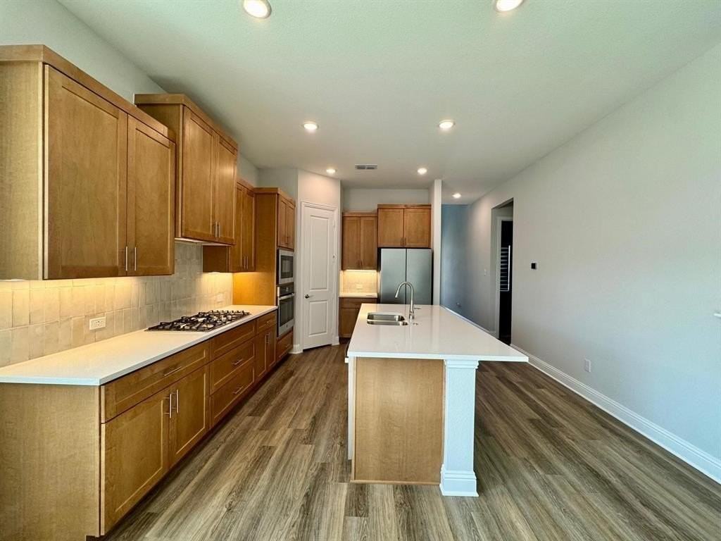 2930 Eleanor Dr - Photo 4 of 34