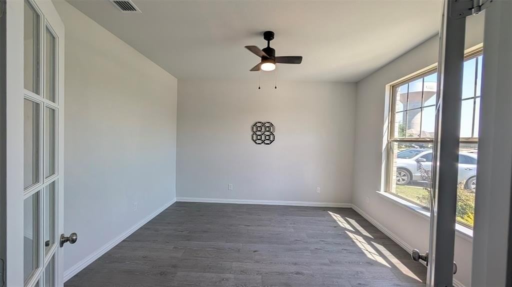 1116 Azure Ln - Photo 3 of 27