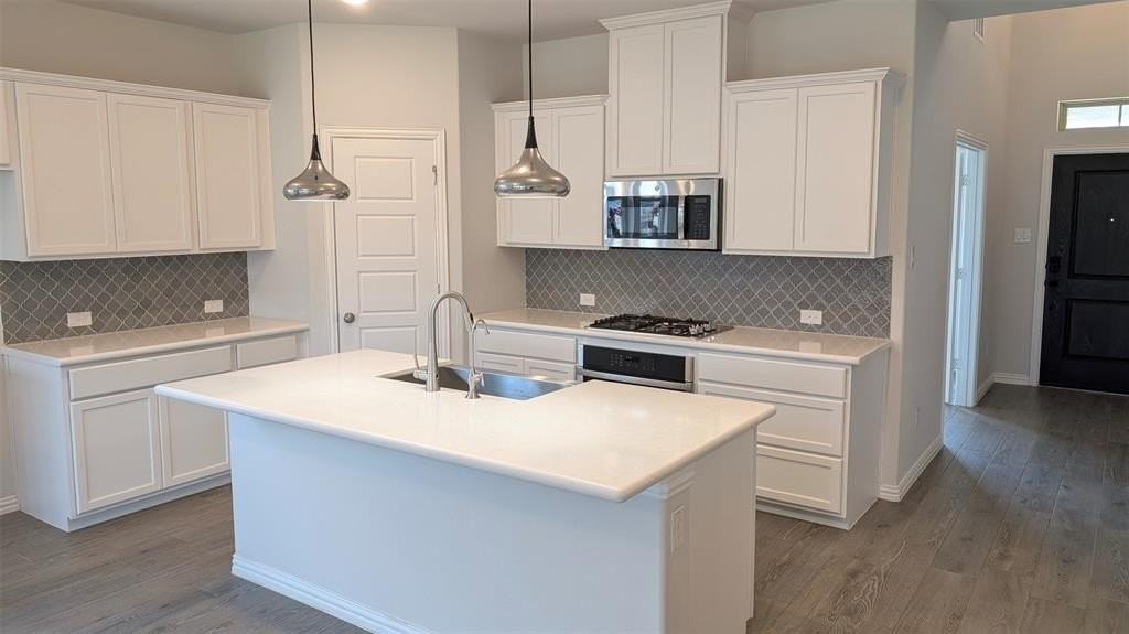 1116 Azure Ln - Photo 4 of 27