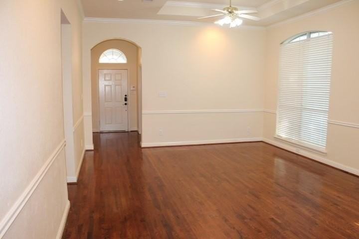 4829 Bull Run Dr - Photo 3 of 25