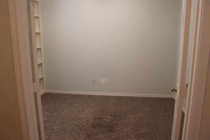 4829 Bull Run Dr - Photo 6 of 25