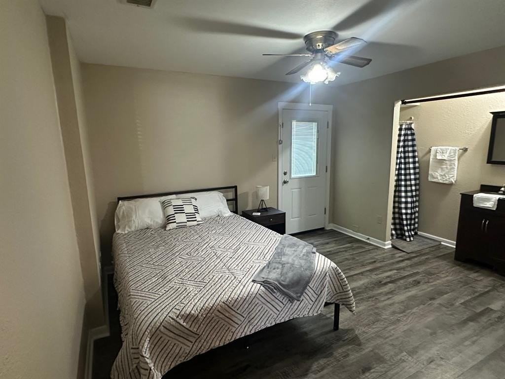 921 Bruce Way - Photo 6 of 13