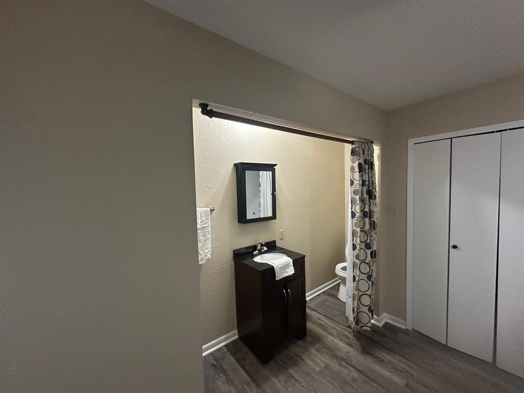 921 Bruce Way - Photo 7 of 13