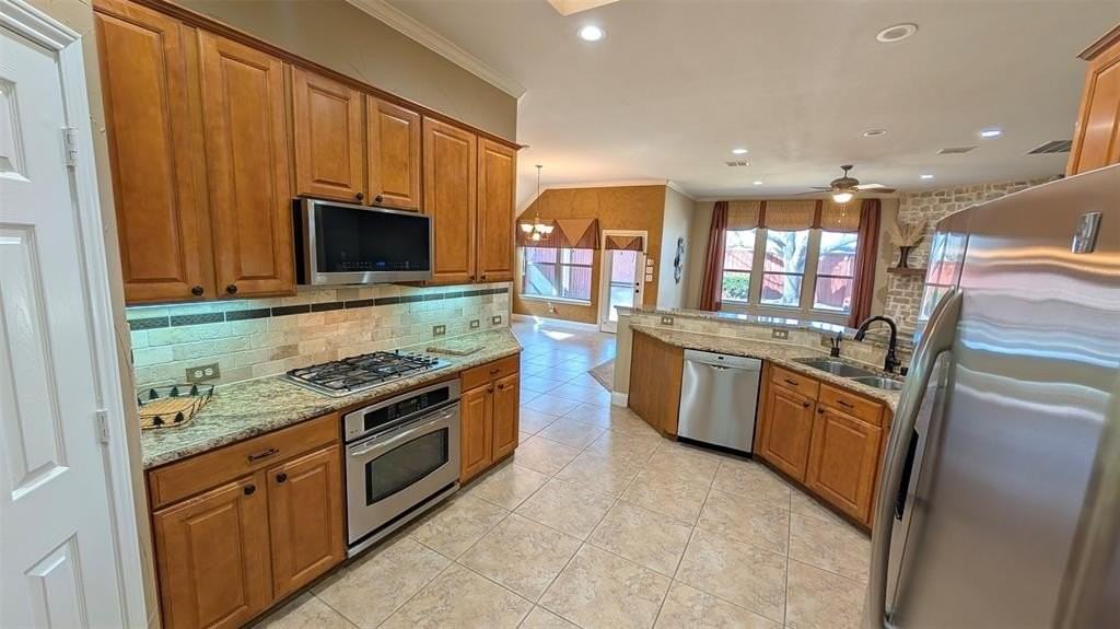 6512 Diamond Dr - Photo 5 of 27