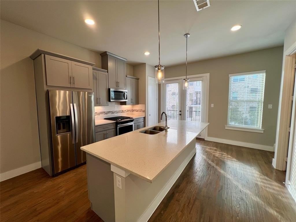714 N Plano Rd - Photo 5 of 28