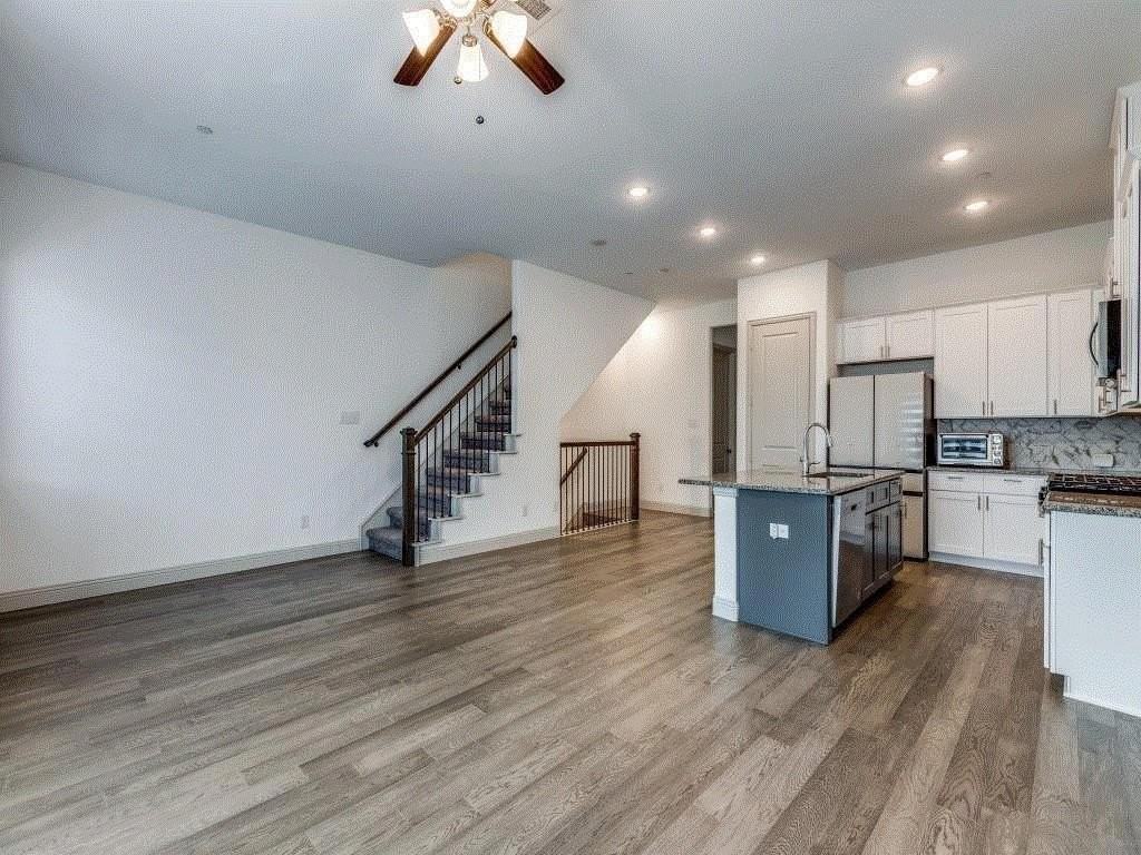 8126 Foraker St - Photo 3 of 13
