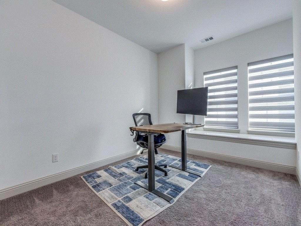 8126 Foraker St - Photo 6 of 13