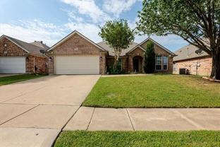 2720 Alpena Dr - Photo 1 of 1