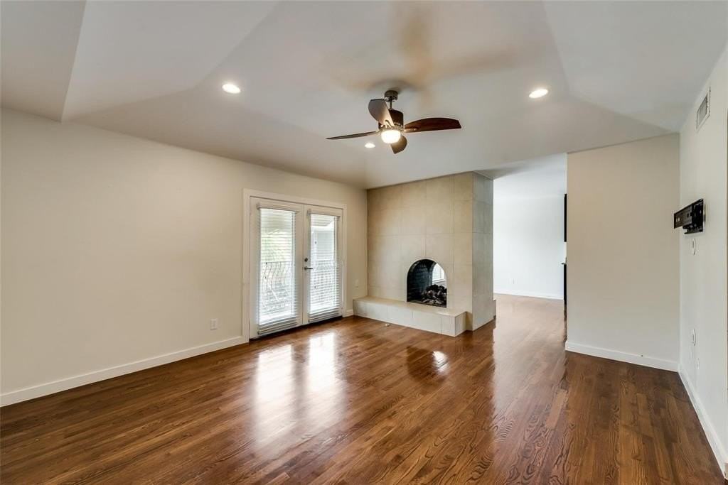 5806 Birchbrook Dr #209 - Photo 7 of 16