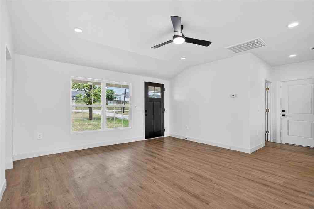 10900 Reeder Ln - Photo 7 of 36