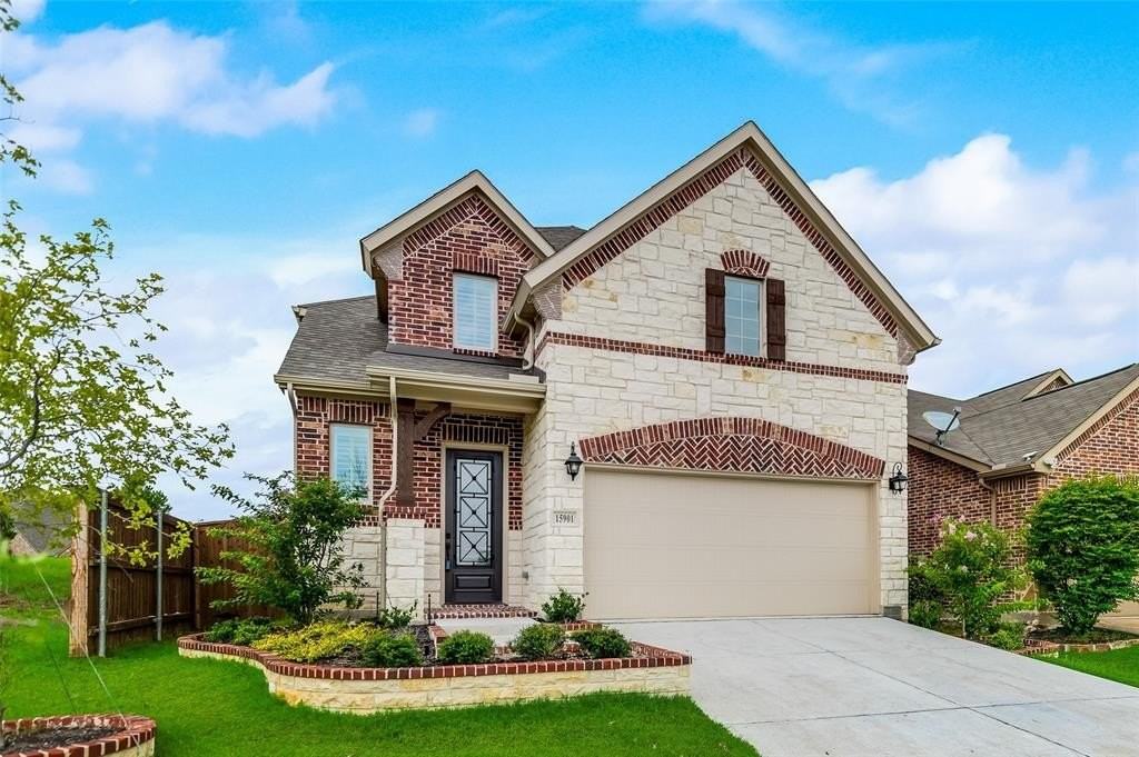 15901 Crosslake Ct - Photo 4 of 36