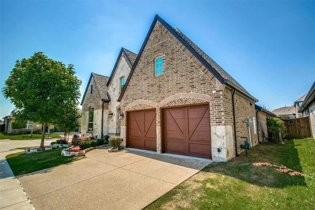 5116 Kadin Ln - Photo 2 of 25